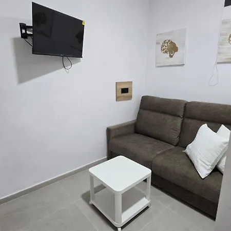 Estudio Pequeno 아파트 *
